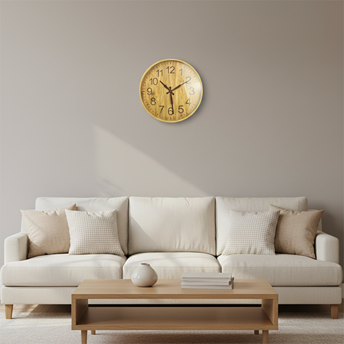 ساعة حائط خشبية بتصميم دائري